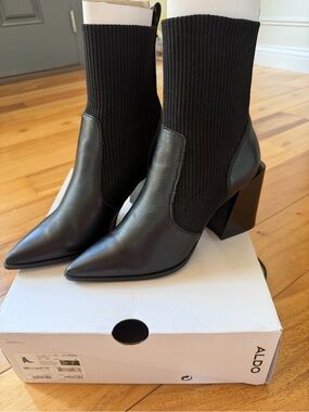 ALDO Ganina Black Pointed Toe Leather Knit Block Heel Ankle Boots size 7.5